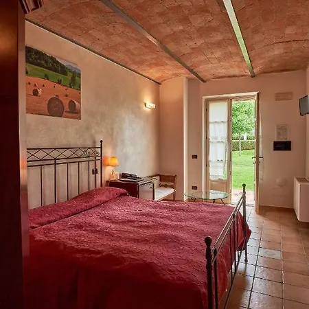 Agriturismo Podere La Piazza Костильоле-д'Астри