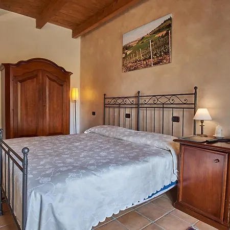 Podere La Piazza * Costigliole d'Asti