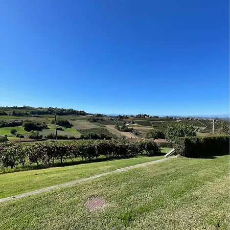 Farm stay Podere La Piazza Costigliole d'Asti