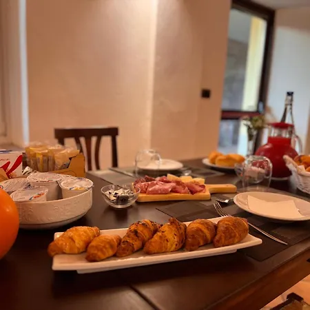 Farm stay Podere La Piazza Costigliole d'Asti