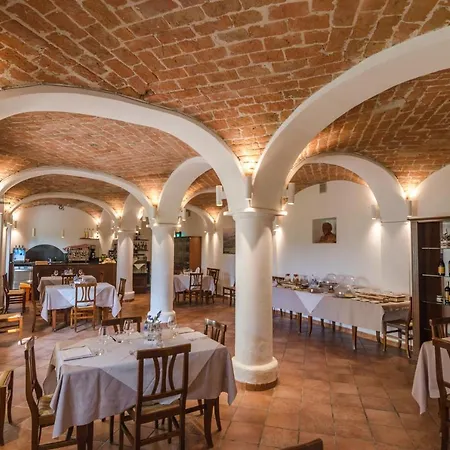 Agriturismo Podere La Piazza Костильоле-д'Астри